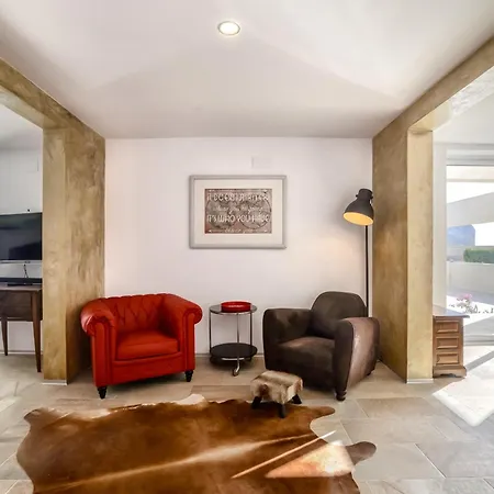 Royale Private Pool Of The Hill Superb Views Villa Calp